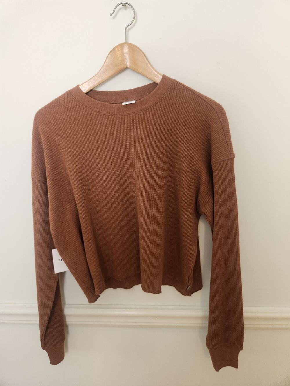 New TNA Alamo Shirt Size Small Womens Brown Waffle Knit Cropped Long Sleeve Top